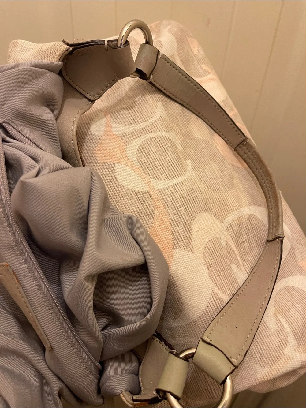 Coach #071 SoHo Signature Canvas Hobo Bag i - Picture 14 of 16